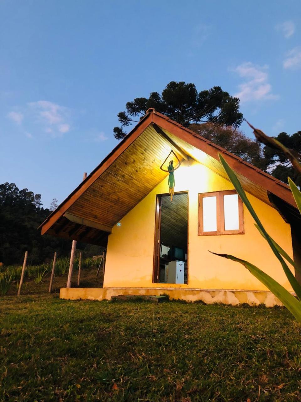 Вилла Chale Fazenda Refugio Do Vale Монти-Верди Экстерьер фото